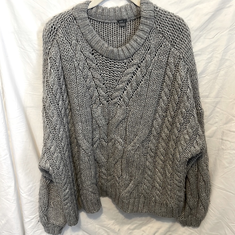 Aerie grey knit sweater